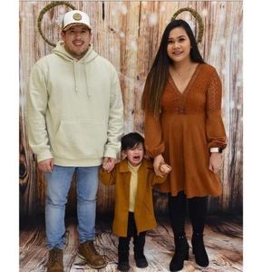 Meet your Posher, Thalia